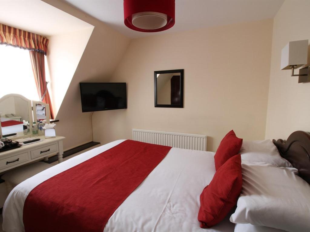 Pilgrims Hotel